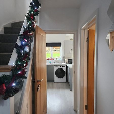 Sheldon House 3 Bed Cosy Home Nr Jlr & Nec Eksteriør bilde
